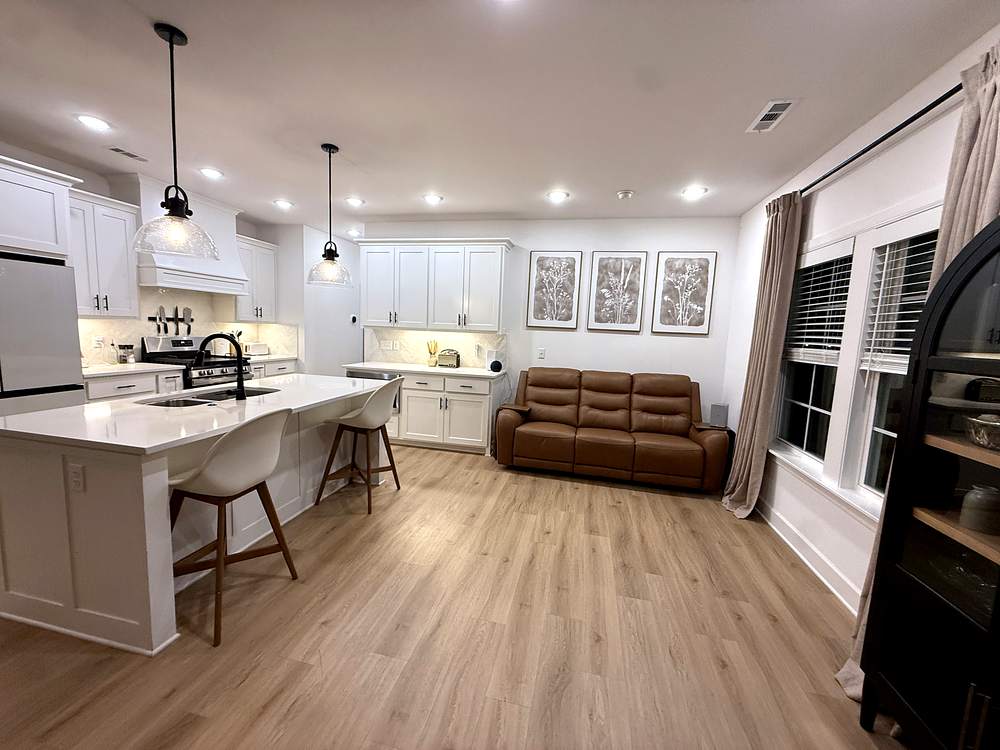 Second lounge off the kitchen